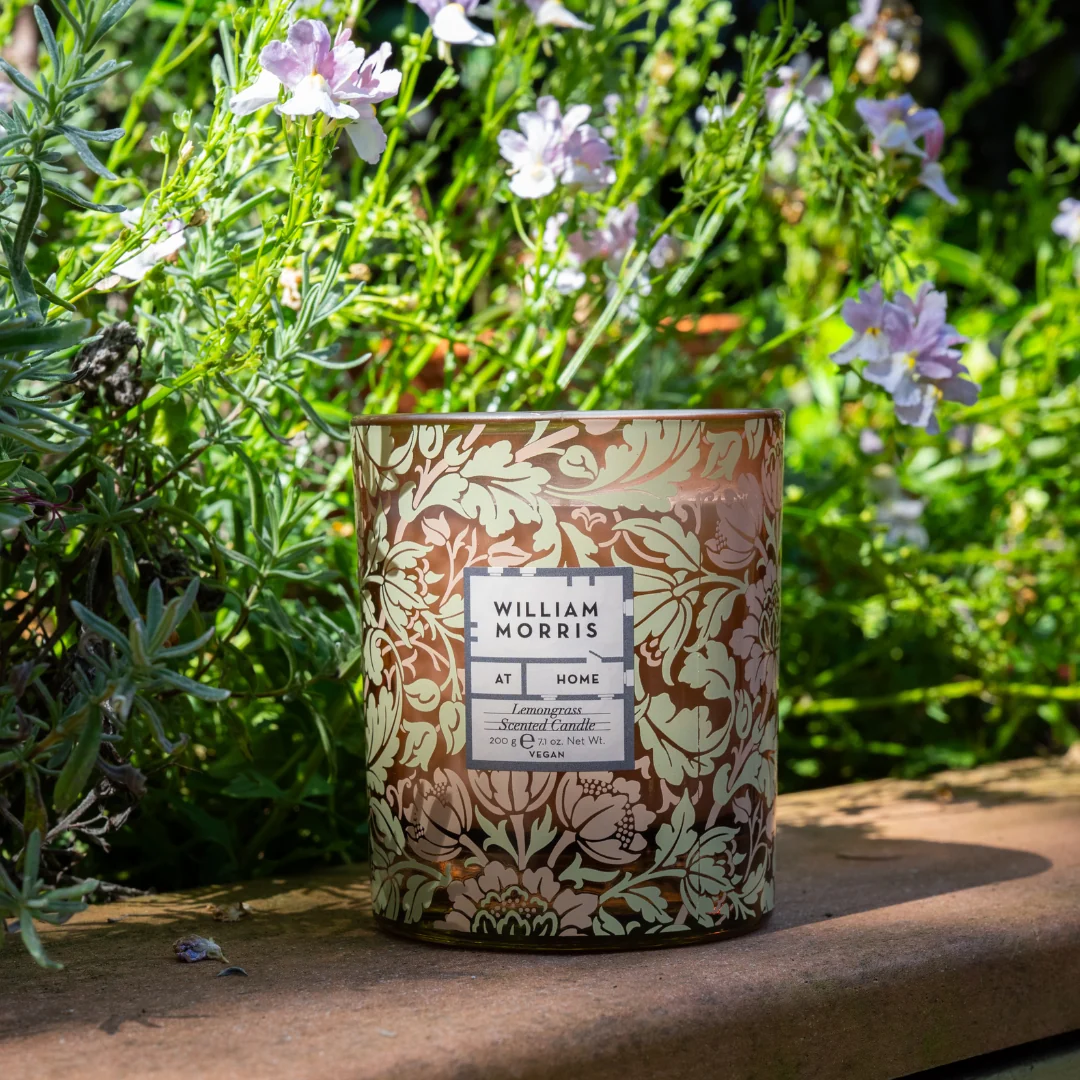 Kitchen Garden Odour Neutralising Candle - William Morris - Image 2